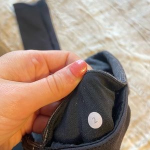 Black wunderunder reversible cropped gray/black